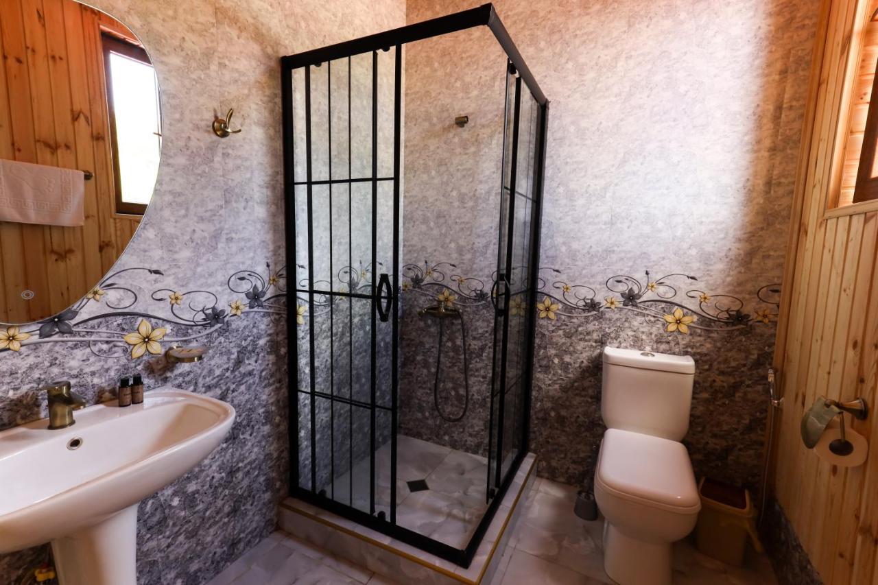 קוטאיסי Aeetes Palace מראה חיצוני תמונה
